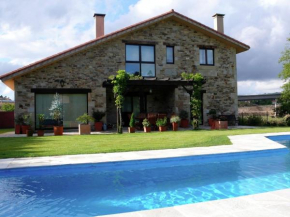 Cosy Holiday Home in Costoia with Private Pool and Garden